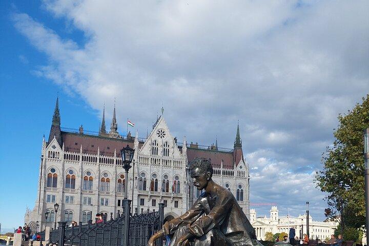 Fuld dag privat Budapest City Tour