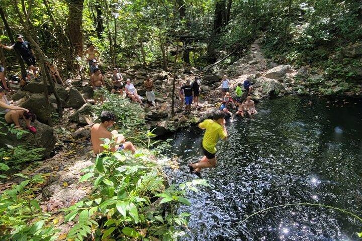 Avventura alle cascate di LLanos Del Cortes e tour della città di Liberia