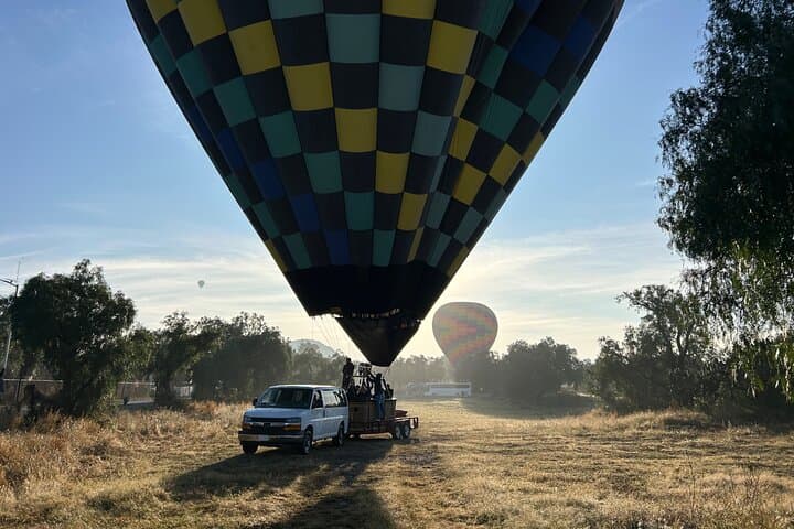 Hot air balloon from CDMX and Restaurant la Gruta (ORIGINAL)