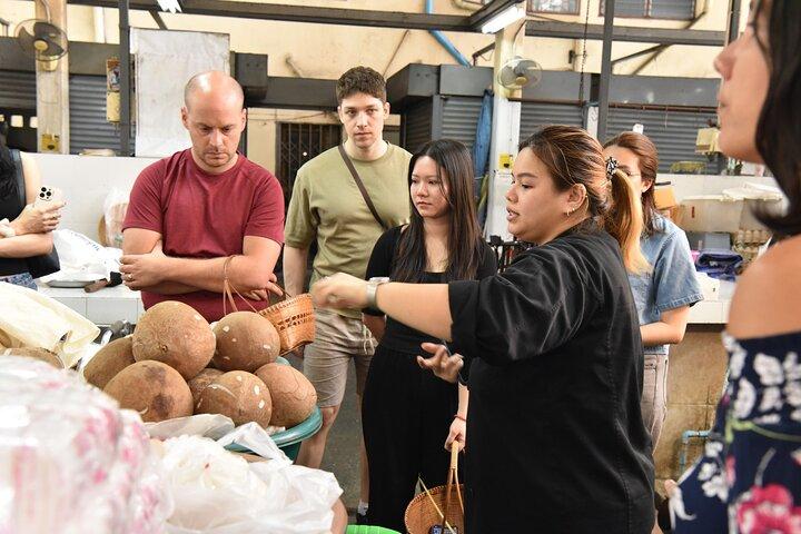 Clase de cocina tailandesa con tour por el mercado en Sathon Bangkok