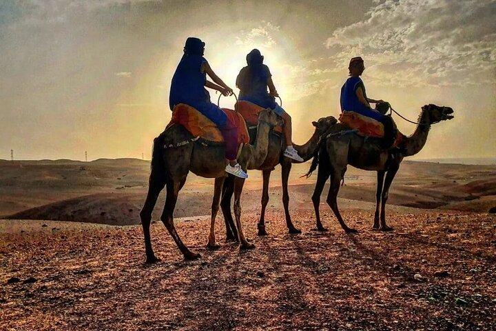 Agafay Sunset Tour: Quad, Camel Ride & Dinner Show