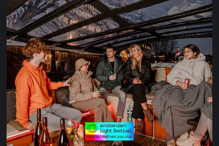 Amsterdam Light Festival: Canal Cruise + Bite & Unlimited Drinks