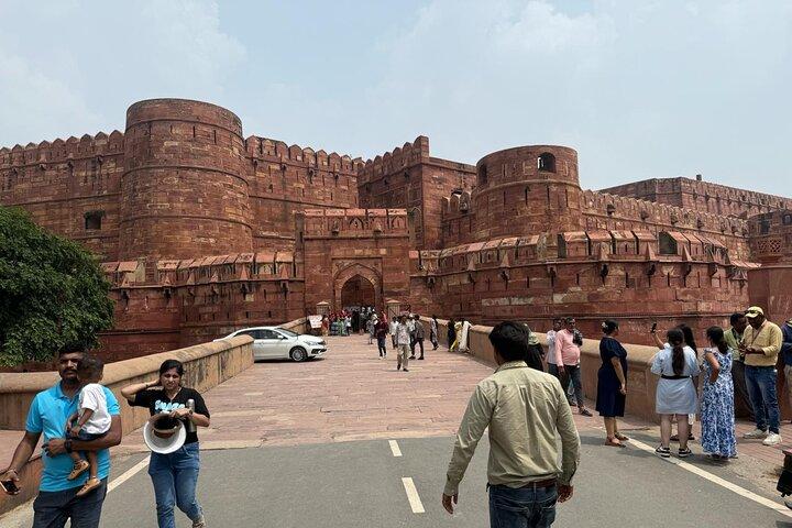 Visite du patrimoine de Delhi à Agra Fort de Taj Mahal Agra et tombeau d'Akbar