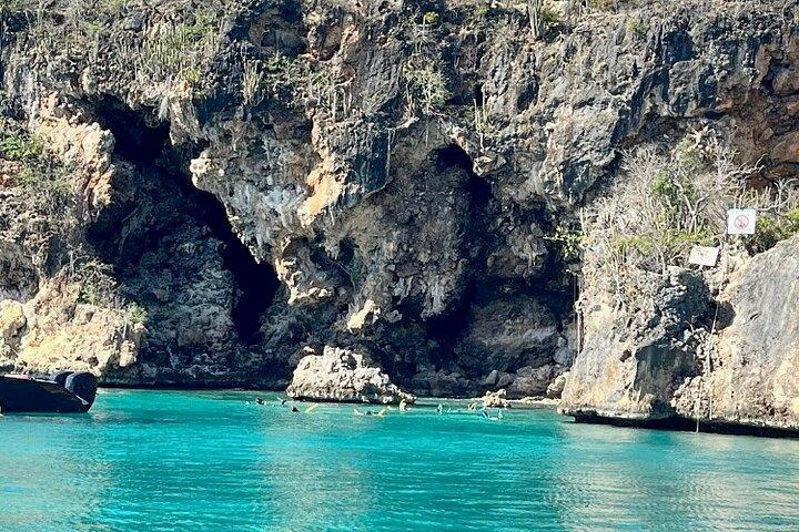 Anguilla Based: 2-Hr Group Snorkel at Little Bay Marine Park.