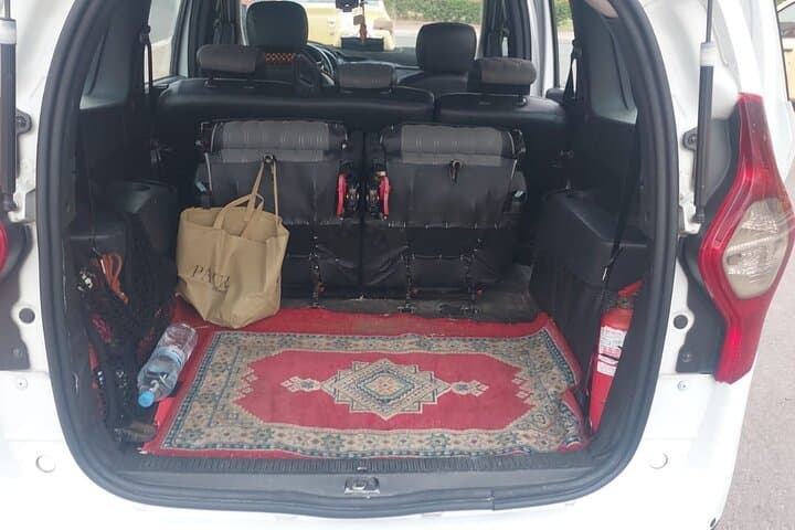 Private Transfer Rabat to Chefchaouen in an Air-Conditioned Taxi