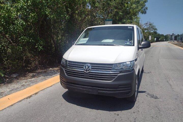 Privater Transfer vom Flughafen Cancun zu Hotels in Cancun