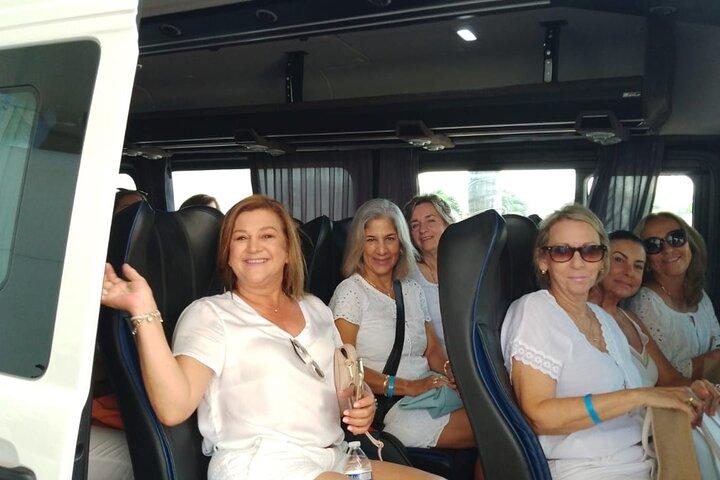 Privater Transfer vom Flughafen Cancun zu Hotels in Cancun
