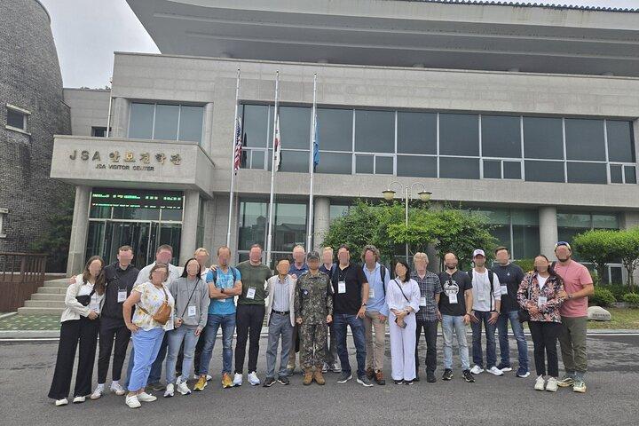 JSA DMZ y 3rd Tunnel Tour Camp Greaves