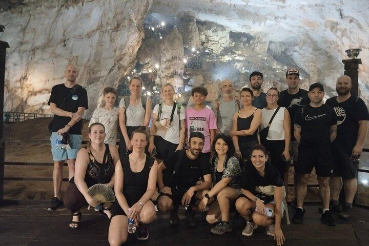 Heldags Hue till Phong Nha Cave eller Paradise Cave Adventure