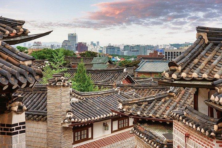 ソウル日帰りツアー： 景福宮、北村、光張市場