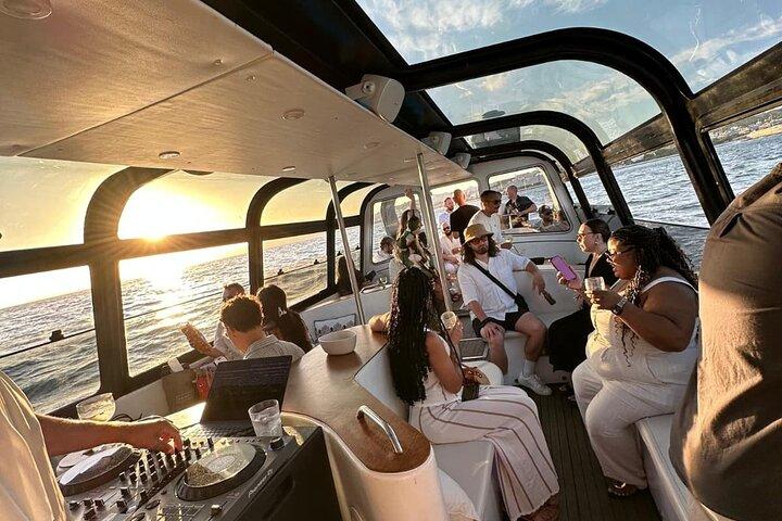 Lisbon Sunset DJ Party Cruise with Pizza & Drinks