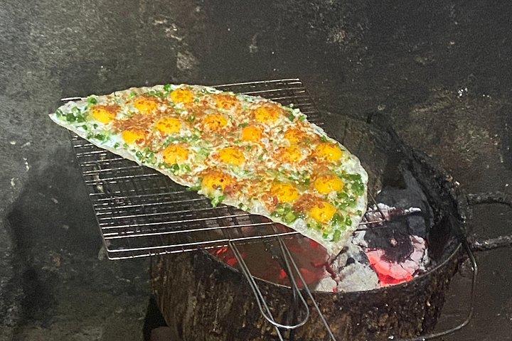 ホイアンベスパフードツアー本物のベトナム料理を発見