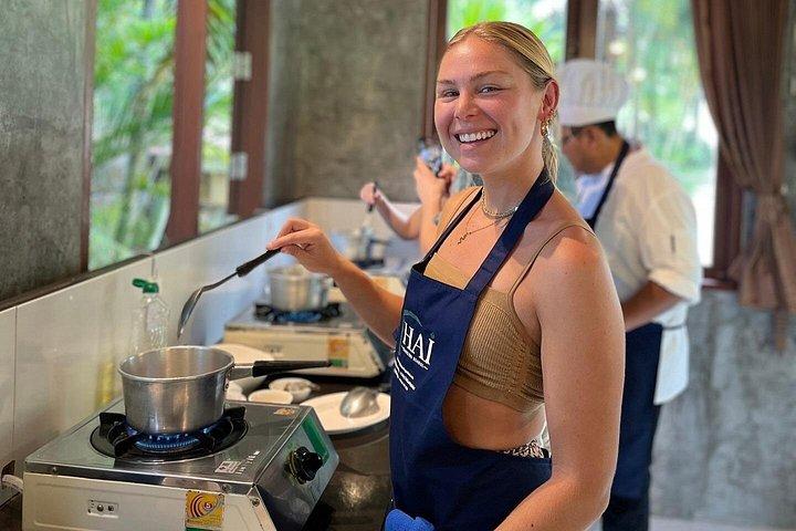 Railay Authentic Thai Cooking Class with Local Chef in Krabi