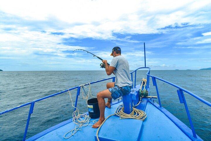 Racha Island Dia inteiro de pesca e trolling de Phuket