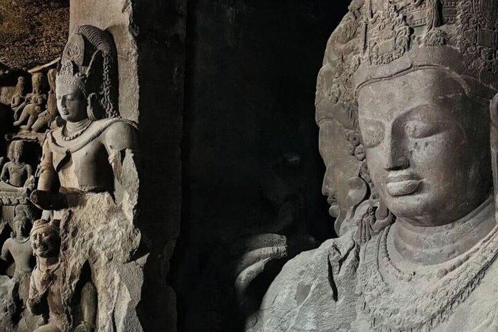 ムンバイ・ヘリテージウォークとエレファンタ洞窟体験