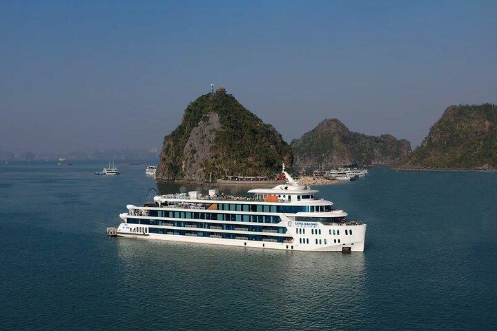 Halong Bay 1 - Tagestour mit Pool und Mittagessen vom Hanoi