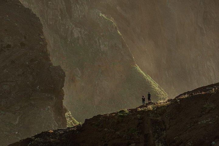 マデイラ島の山頂への移動 - ピコ・ド・アリエイロとピコ・ルイヴォ