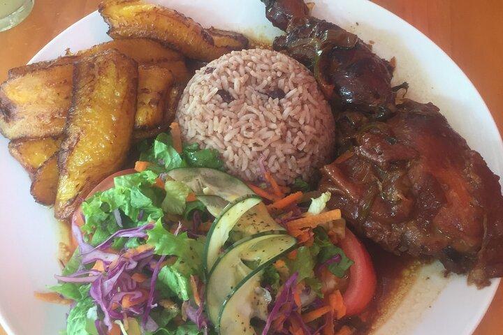 Taste o Caribe para Puerto Viejo Food and Culture Walking Tour
