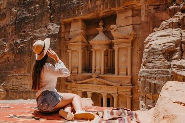 Transferência privada de Petra para Sheikh Hussein