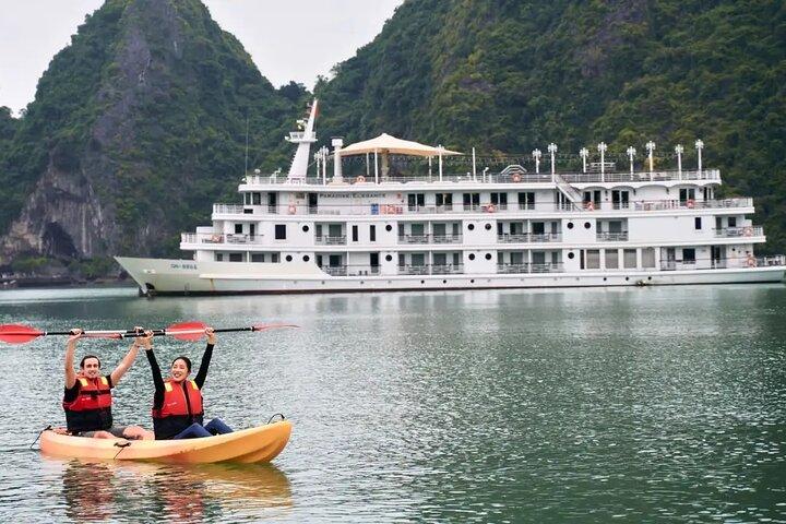Paradise Elegance 5 - Star Ha Long Bay Cruise – 2D1N mit Balkon
