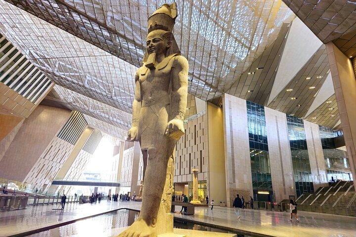 Grand Egyptian Museum QR Ticket no Cairo com transfer opcional