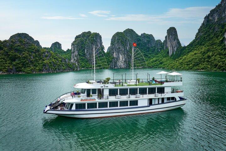 Halong Bay Day Cruise saindo de Hanói: Sonata Cruise & Vista Scenic