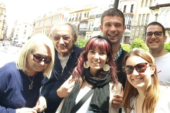 Essentieel Sevilla: Rondleiding langs de belangrijkste monumenten en Santa Cruz
