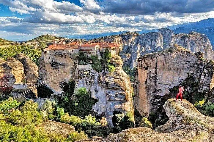 Day Trip to Meteora from Athens with A Private Driver