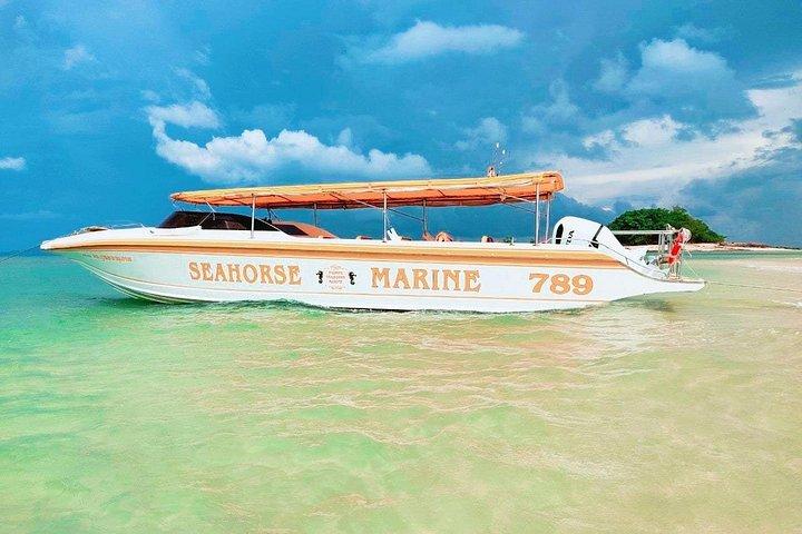 プーケットからスピードボートで行くヤオノイと香港日帰り旅行