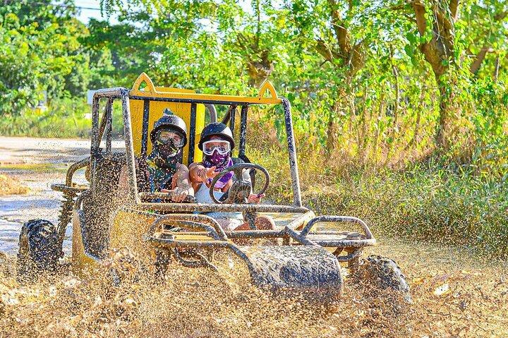 Buggy Aventura em Punta Cana para água Cave e Macau Beach