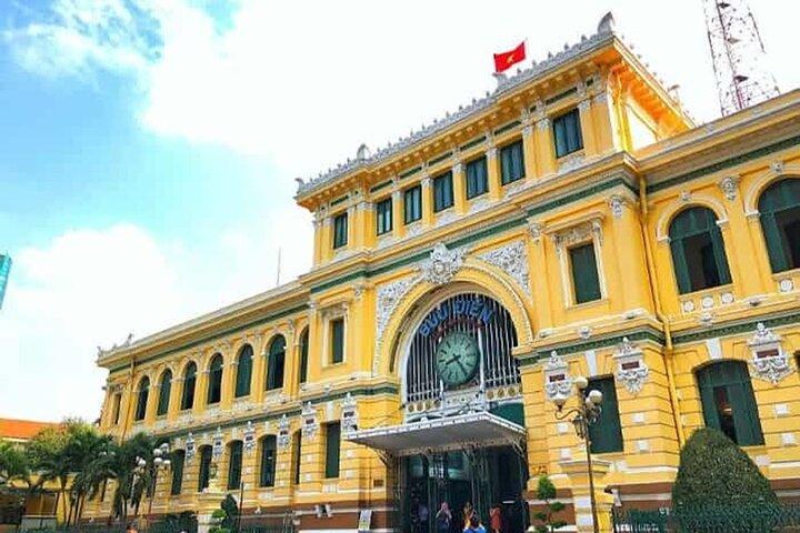 Ho-Chi-Minh-Stadtrundfahrt mit dem Auto