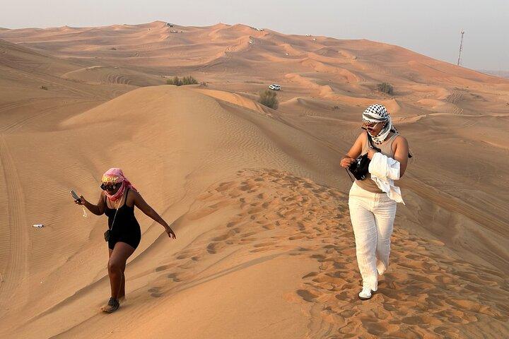 Paseo en camello Safari por el desierto de Dubai con quad