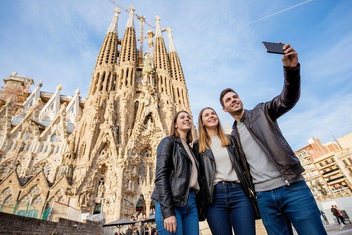 Tour privado a la Sagrada Familia con guía oficial
