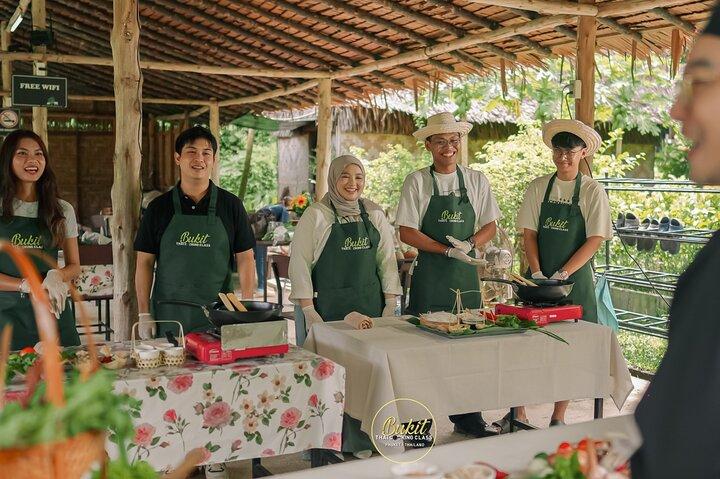 Bukit Thai Culinary Class e Encontro de Elefantes em Phuket