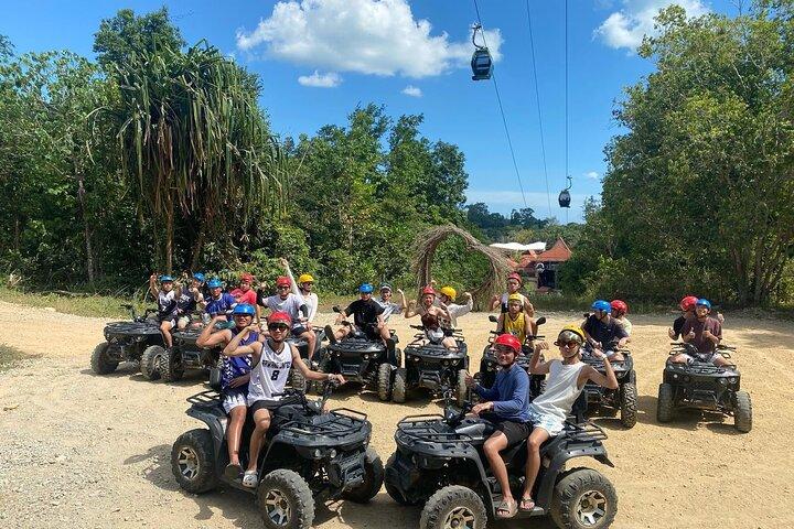 ランカウイケーブルカースカイブリッジとATVアドベンチャー（ランチ付き）