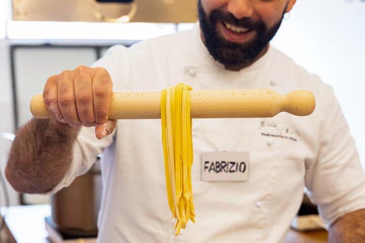 ローマ：パンテオン＆トレヴィのパスタ＆ワイン体験教室ステップ