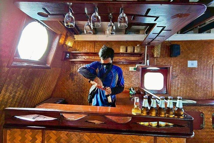 Krabi Sunset Cruise with BBQ Seafood Dinner