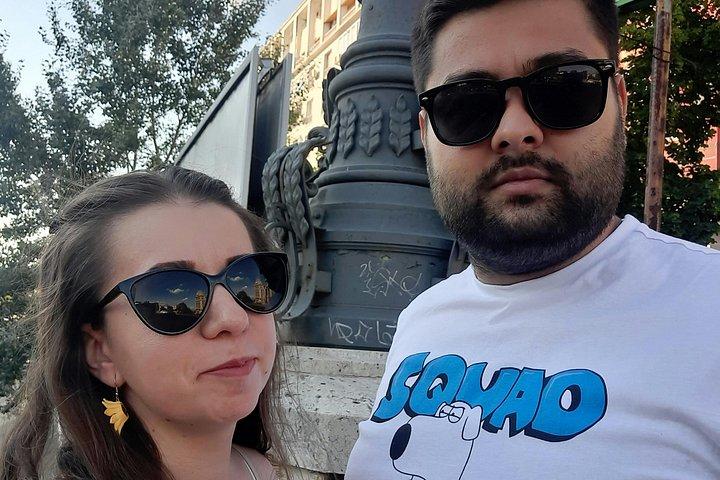 La vie à Bucarest communiste: Quête de puzzle autoguidée