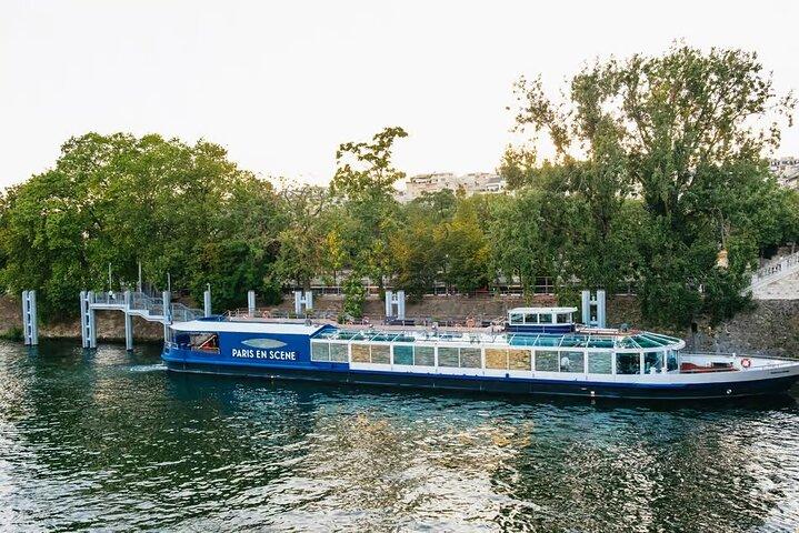 Paris Seine River Dinner Cruise com vistas panorâmicas noturnas