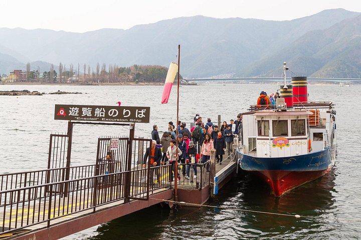 富士山&河口湖ツアーと地震体験館