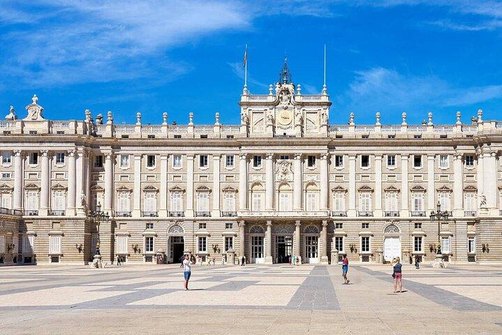 Tour privado a pie por el casco antiguo de Madrid y el centro de la ciudad