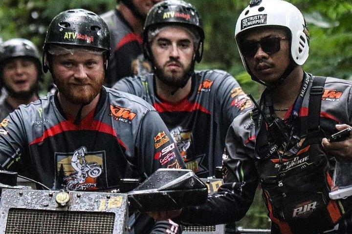 バリATVジャングルサーキットソロまたはタンデムとバンドル