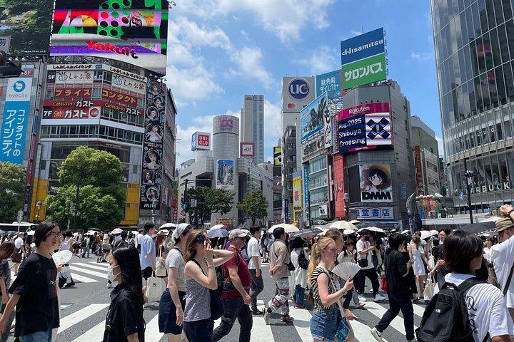 渋谷アニメ巡礼＆カラオケレッスン