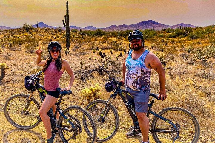 Arizona Desert Geführtes E-Bike Abenteuer