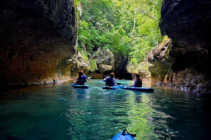 7 mijl Cave Kayaking Adventure Belize Hummingbird Expeditie Tour