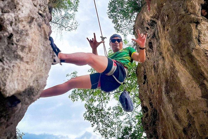 ライレー・クラビ半日ロッククライミングとビッグバット洞窟