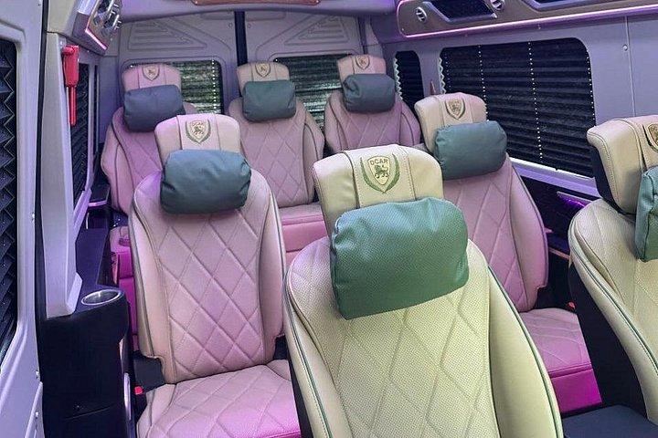 ダナン豪華Dカーリムジン送迎とプライベートVIP旅行