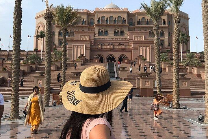 Abu Dhabi Stadtrundfahrt von Dubai mit Grand Mosque Express Eintritt