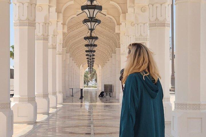 Abu Dhabi Stadtrundfahrt von Dubai mit Grand Mosque Express Eintritt