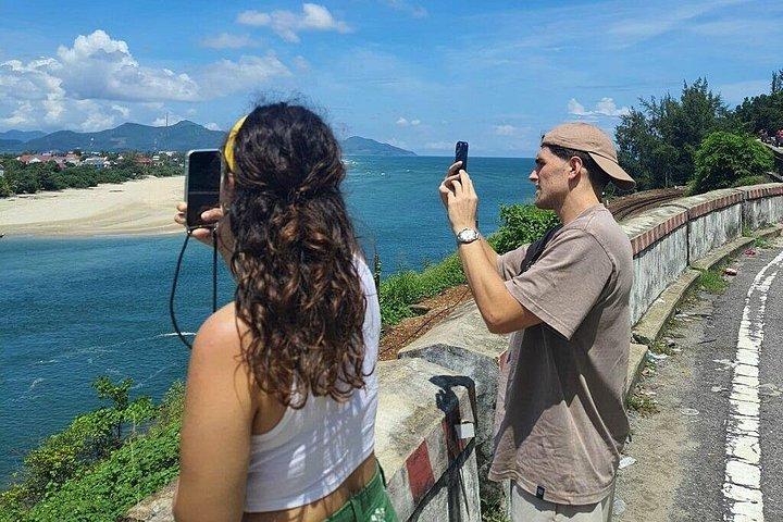 フエからホイアンへの日帰り旅行（英語ガイドと観光ルート付き）